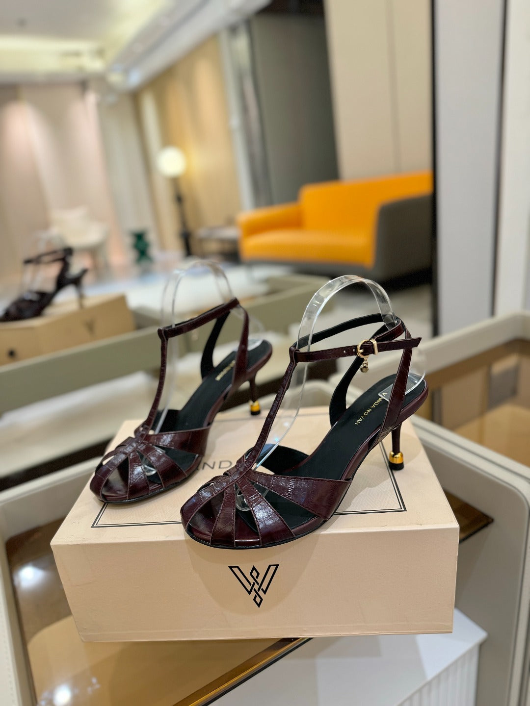 HIGH SANDALS 75 MM IN MAHOGANY RED PATENT CALFSKIN - 34