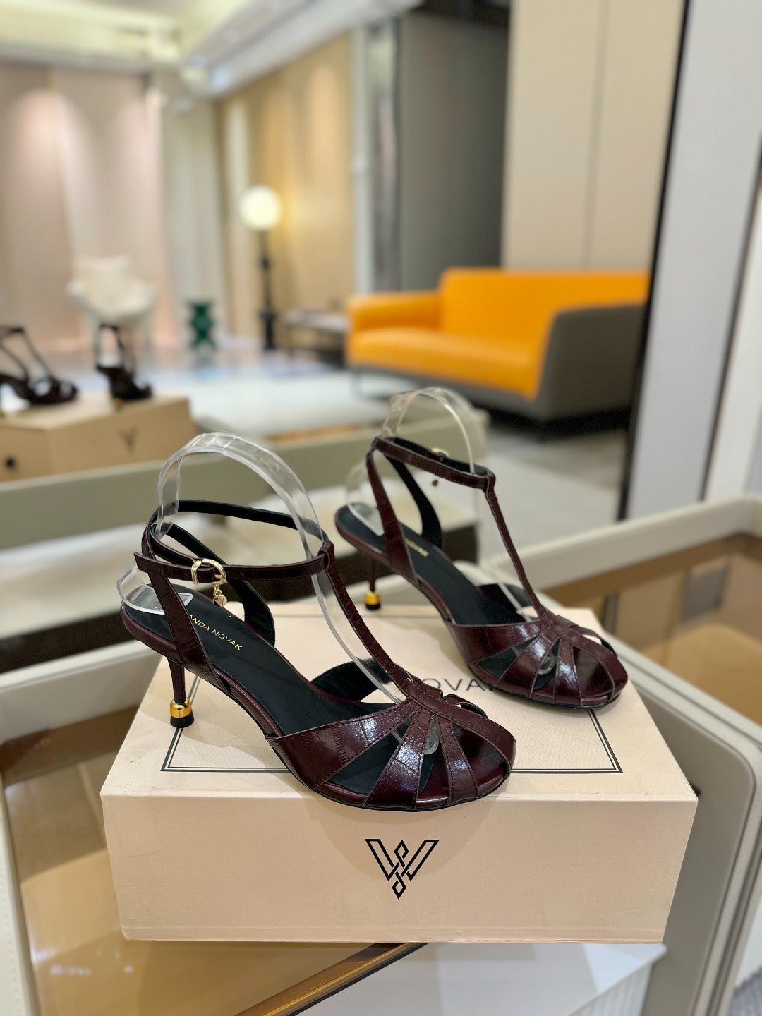 HIGH SANDALS 75 MM IN MAHOGANY RED PATENT CALFSKIN - 34