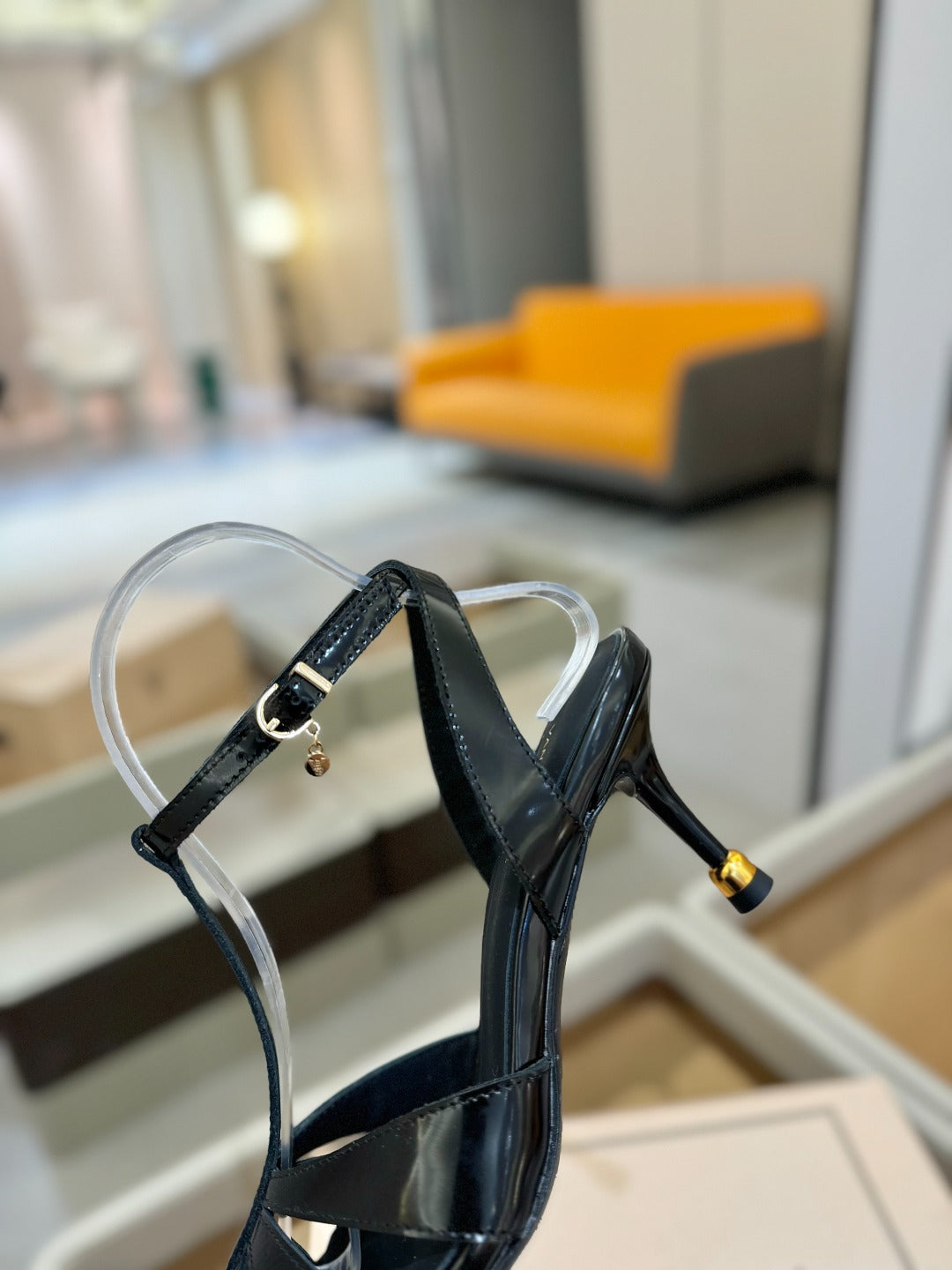HIGH SANDALS 75 MM IN BLACK PATENT CALFSKIN - 34