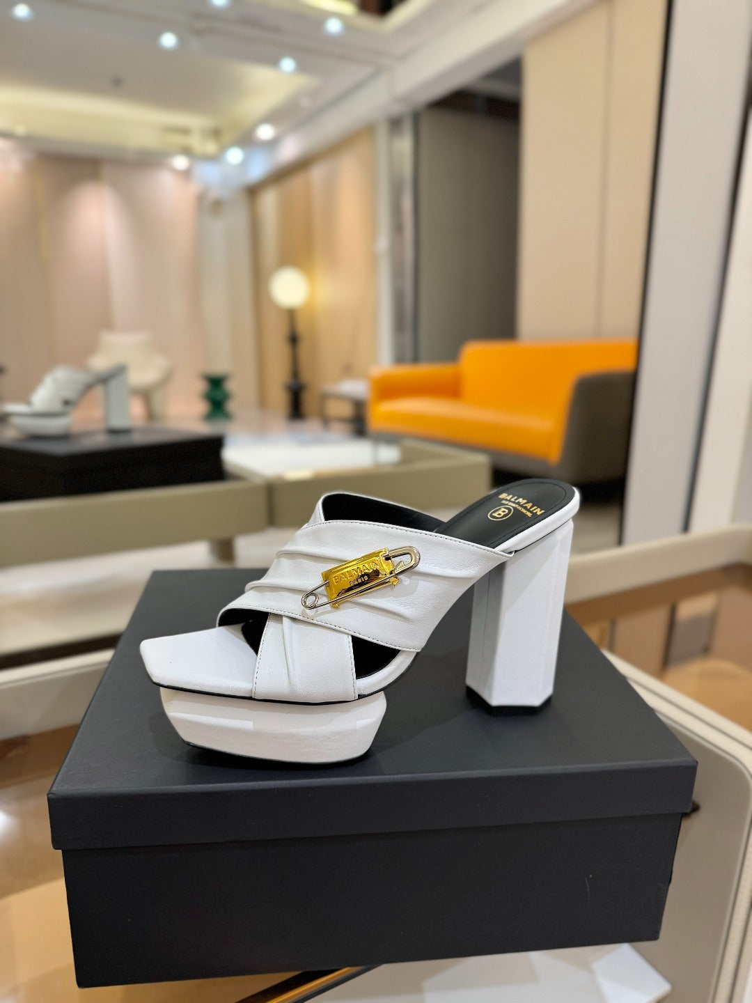 BALMAIN 25S WEDGE HEEL SANDALS 100MM IN WHITE CALFSKIN - 36