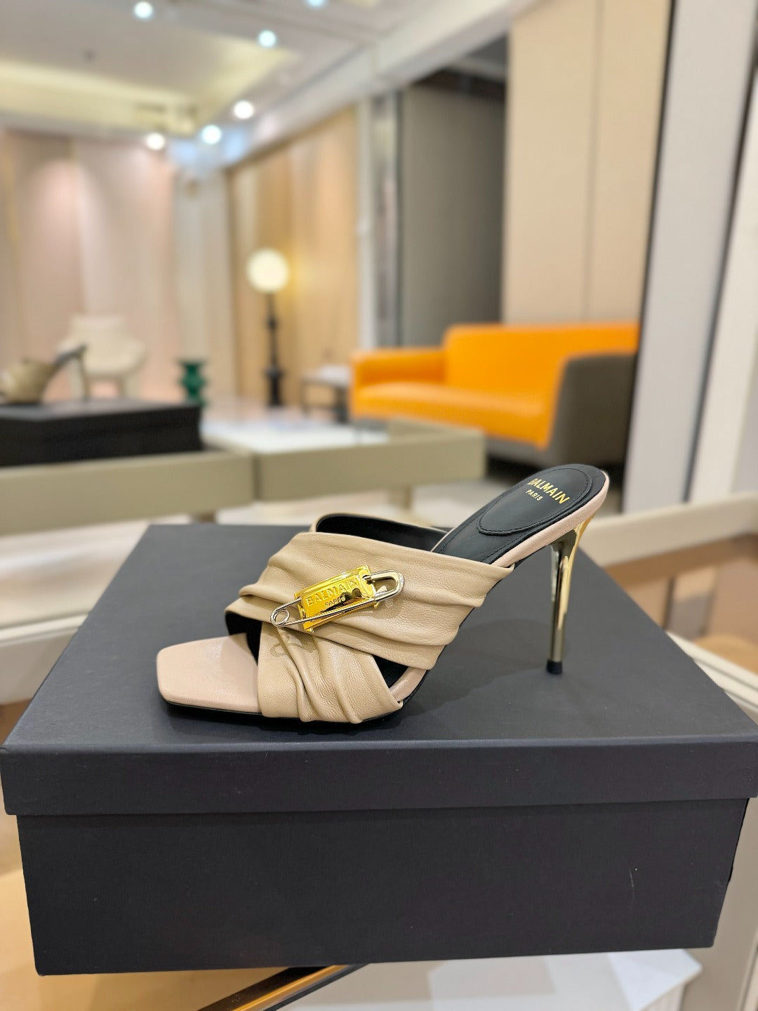 BALMAIN 25S HIGH HEEL SANDALS 95MM IN BEIGE CALFSKIN - 36