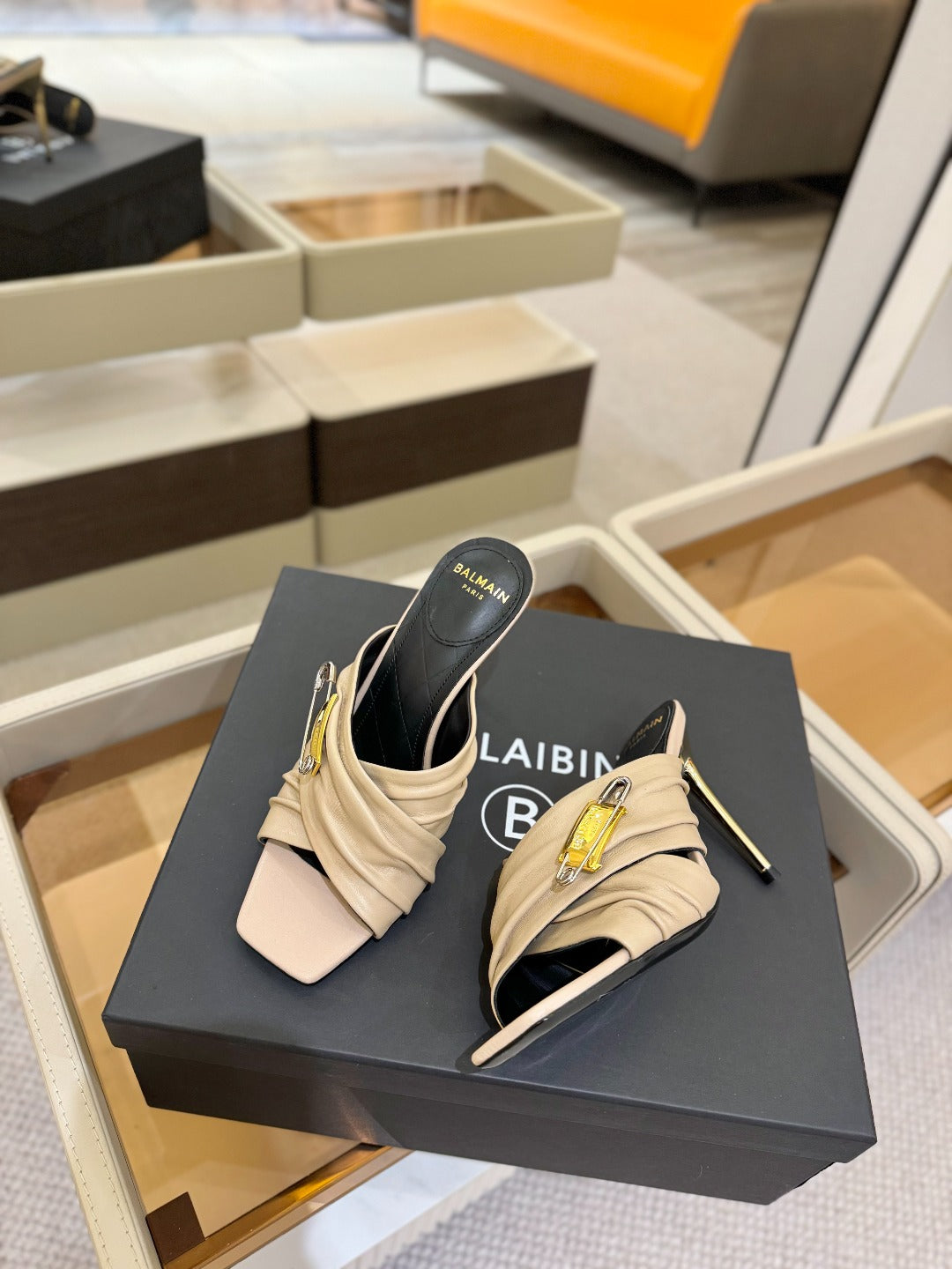 BALMAIN 25S HIGH HEEL SANDALS 95MM IN BEIGE CALFSKIN - 36