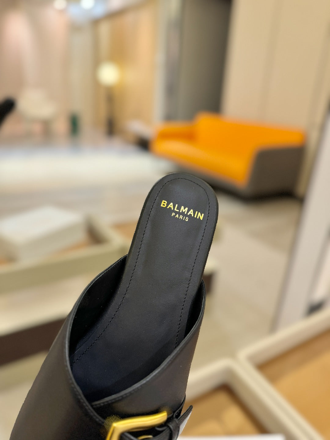 БОСОНІЖКИ BALMAIN 26S З ЧОРНОЇ ТЕЛЯЧОЇ ШКІРИ
