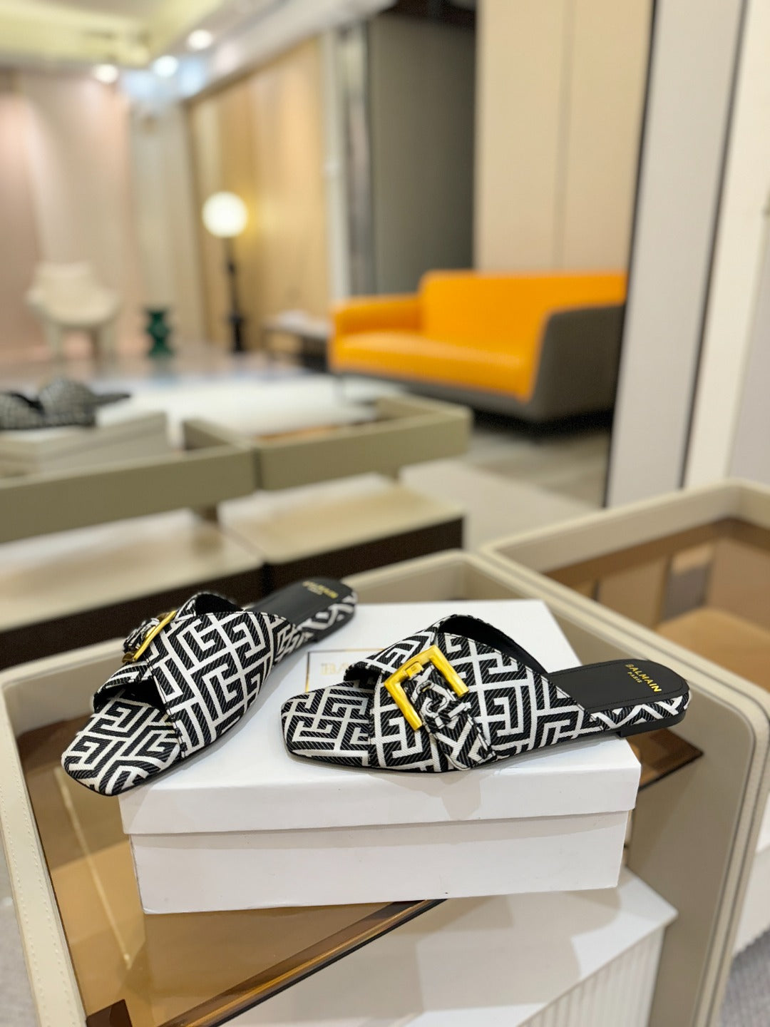 БОСОНІЖКИ BALMAIN 26S З ЧОРНО-БІЛОГО ПОЛОТНА