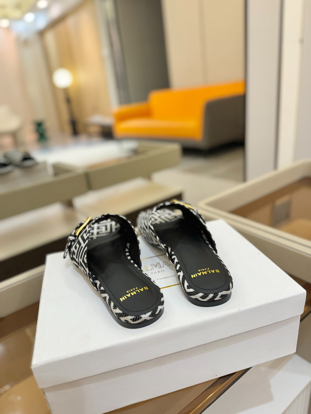 БОСОНІЖКИ BALMAIN 26S З ЧОРНО-БІЛОГО ПОЛОТНА