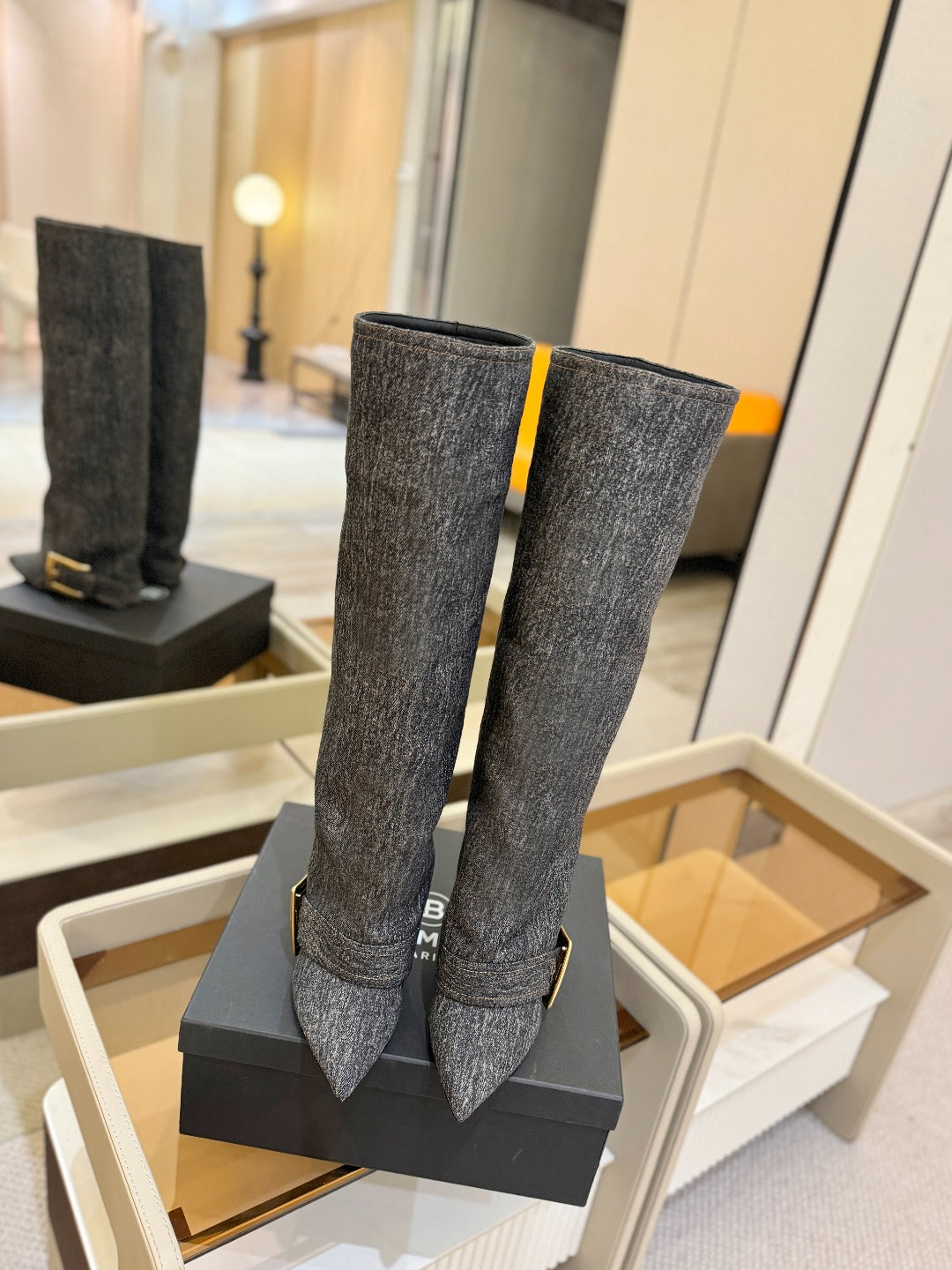 ЧОБОТИ BALMAIN 26S ВИСОКІ ДО КОЛІНА 100 ММ ІЗ ТЕМНО-СІРОЇ ТКАНИНИ