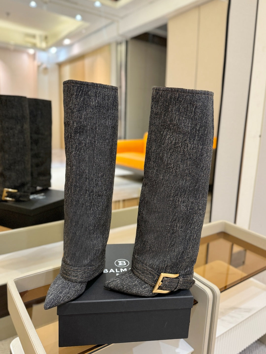 ЧОБОТИ BALMAIN 26S ВИСОКІ ДО КОЛІНА 100 ММ ІЗ ТЕМНО-СІРОЇ ТКАНИНИ