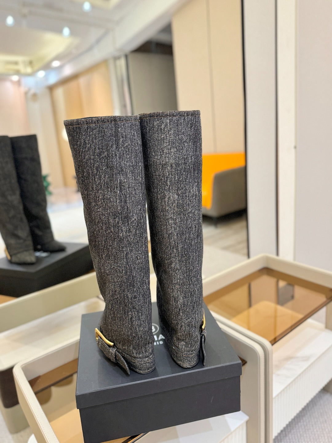 ЧОБОТИ BALMAIN 26S ВИСОКІ ДО КОЛІНА 100 ММ ІЗ ТЕМНО-СІРОЇ ТКАНИНИ