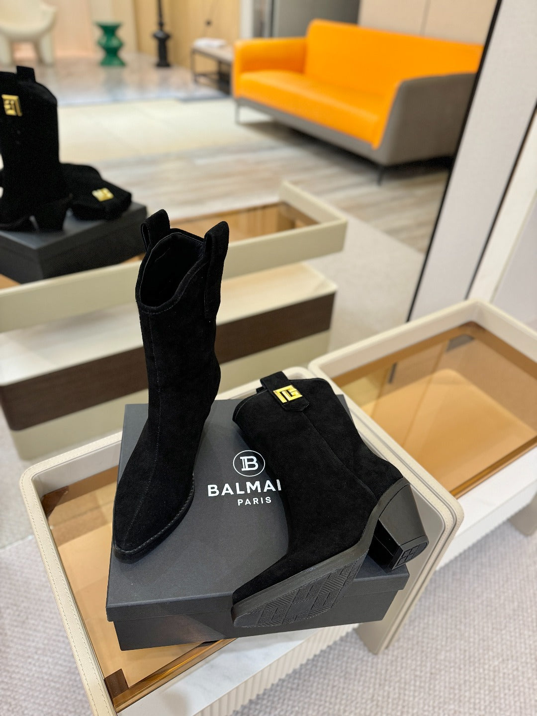BALMAIN 26S ЧЕРЕВИКИ-КОЗАКИ 65 ММ ІЗ ЧОРНОЇ ЗАМШІ