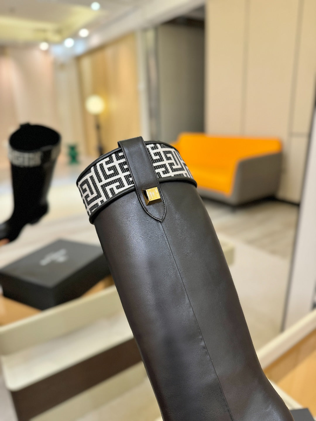 ВИСОКІ ЧОБОТИ BALMAIN 26S 65 ММ З ЧОРНОЇ ТЕЛЯЧОЇ ШКІРИ