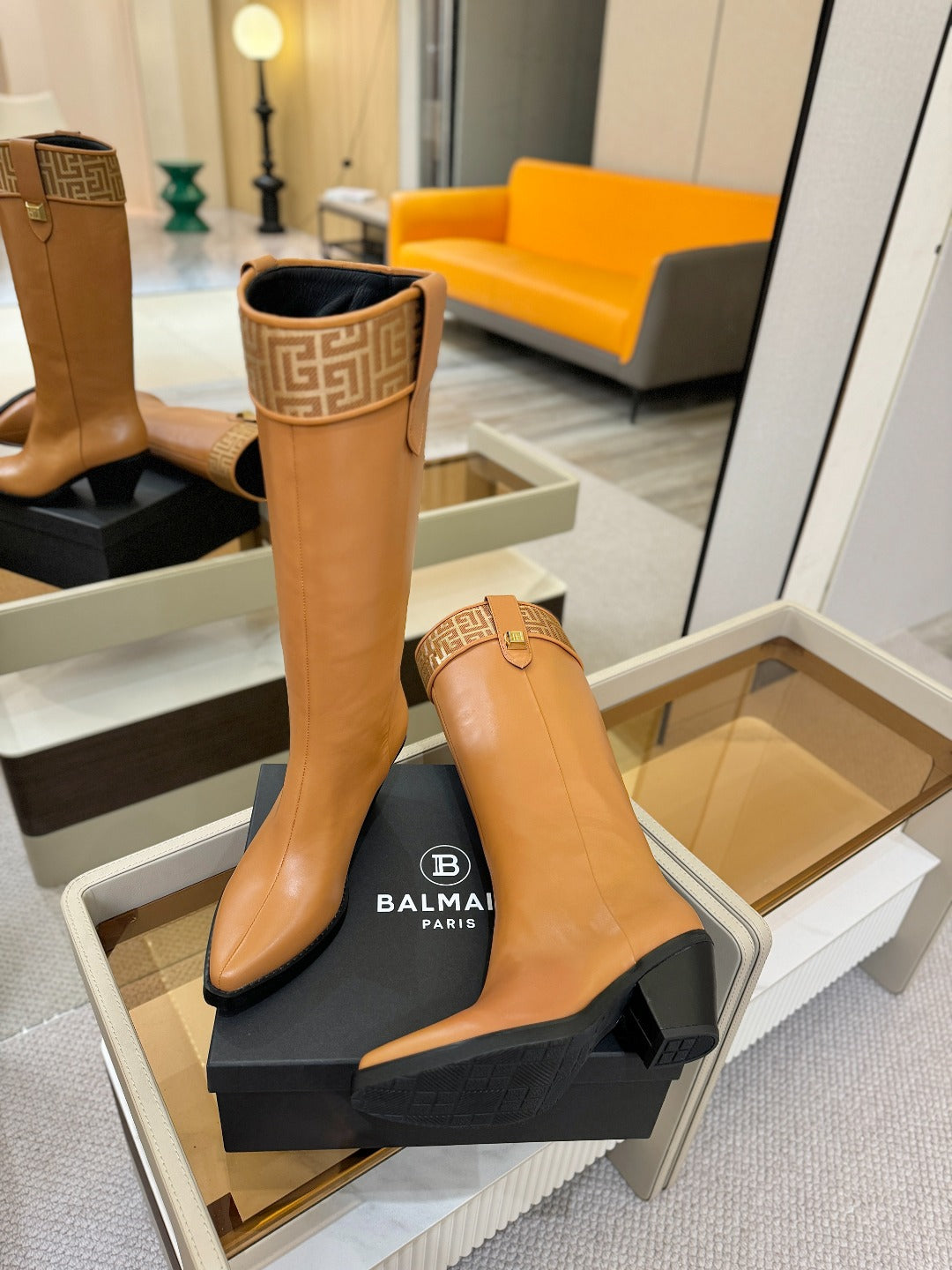 ВИСОКІ ЧОБОТИ BALMAIN 26S 65 ММ З КОРИЧНЕВОЇ ТЕЛЯЧОЇ ШКІРИ