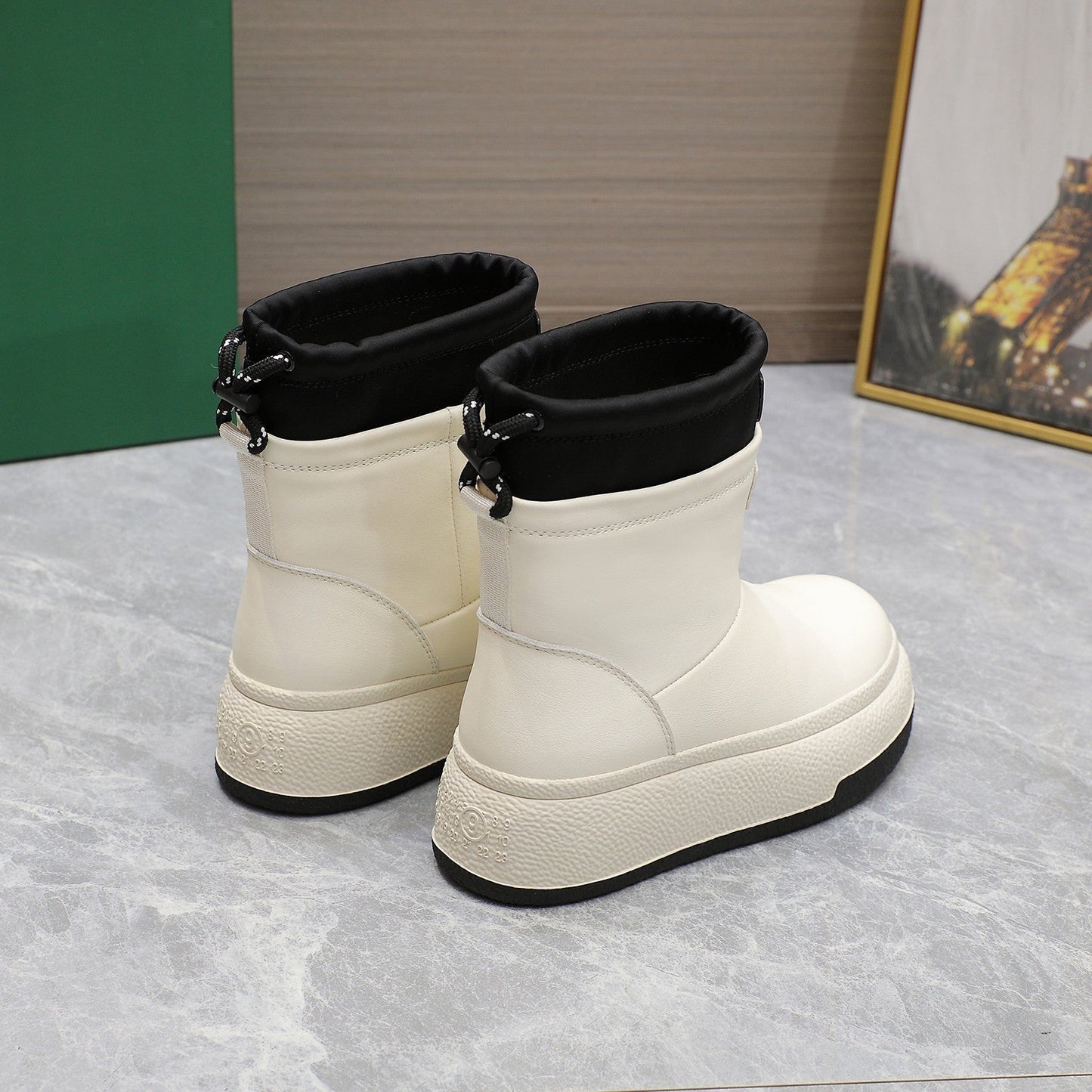 THICK-SOLED SNOW BOOTS IN WHITE CALFSKIN MIX BLACK NYLON - 35