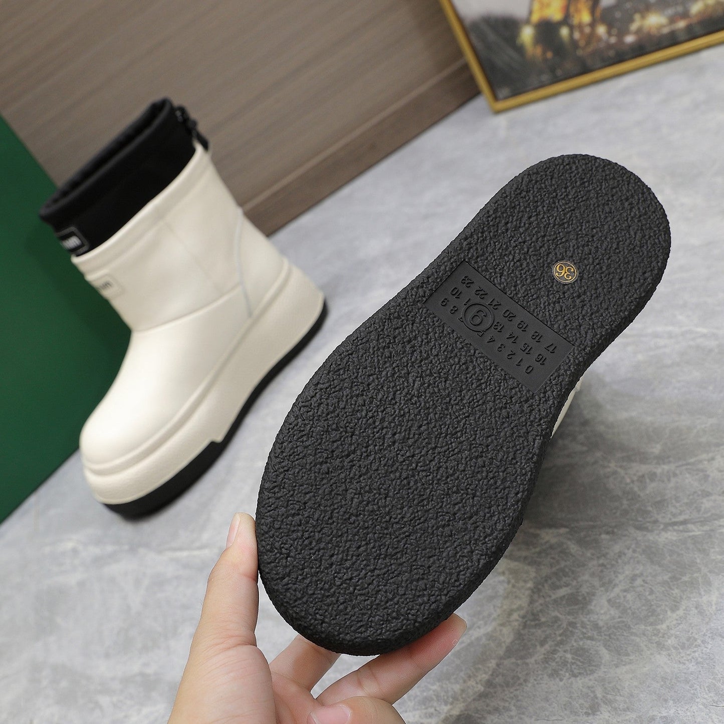 THICK-SOLED SNOW BOOTS IN WHITE CALFSKIN MIX BLACK NYLON - 35