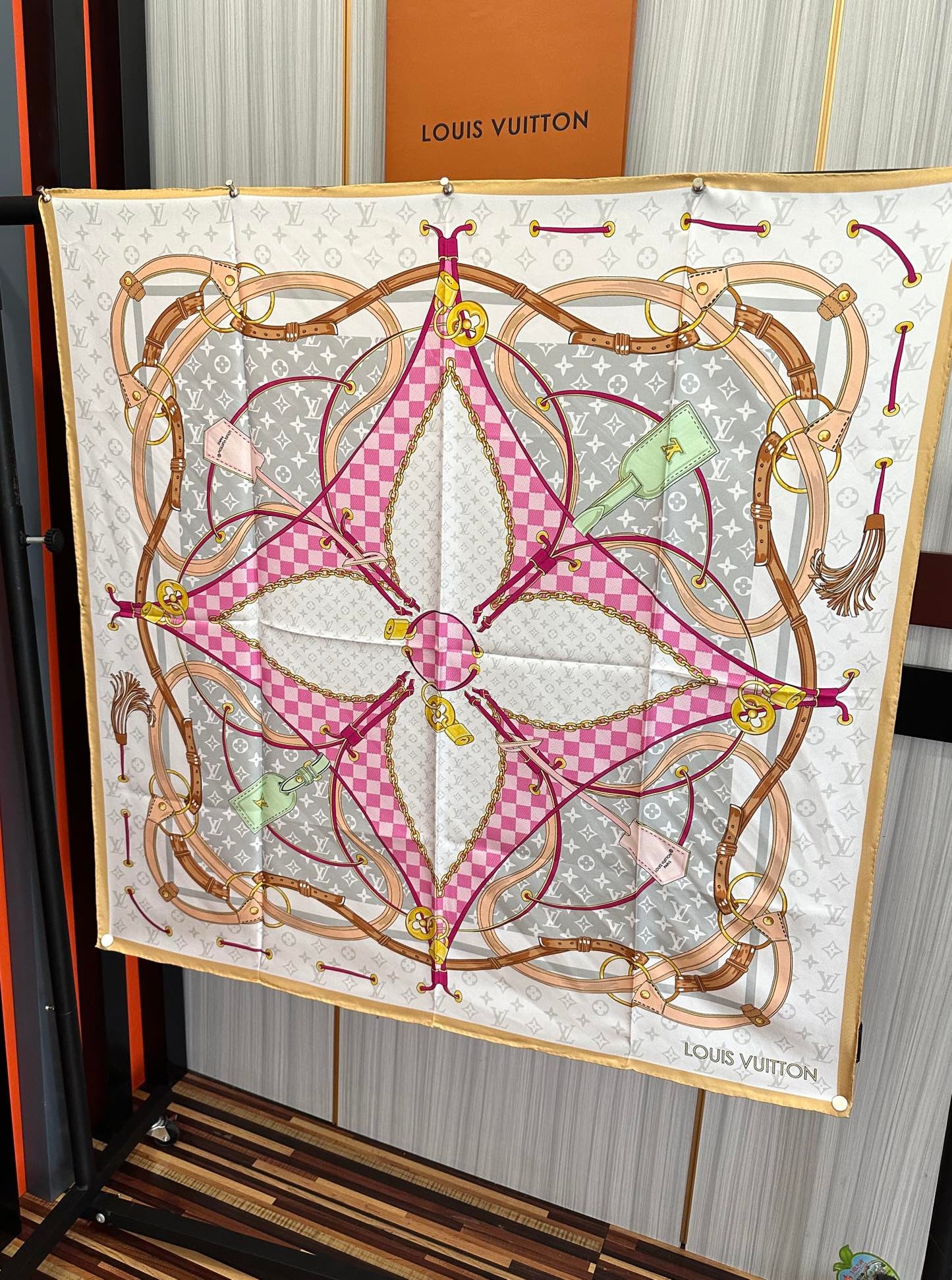 LV SCARF 90 CM IN SILK 729072