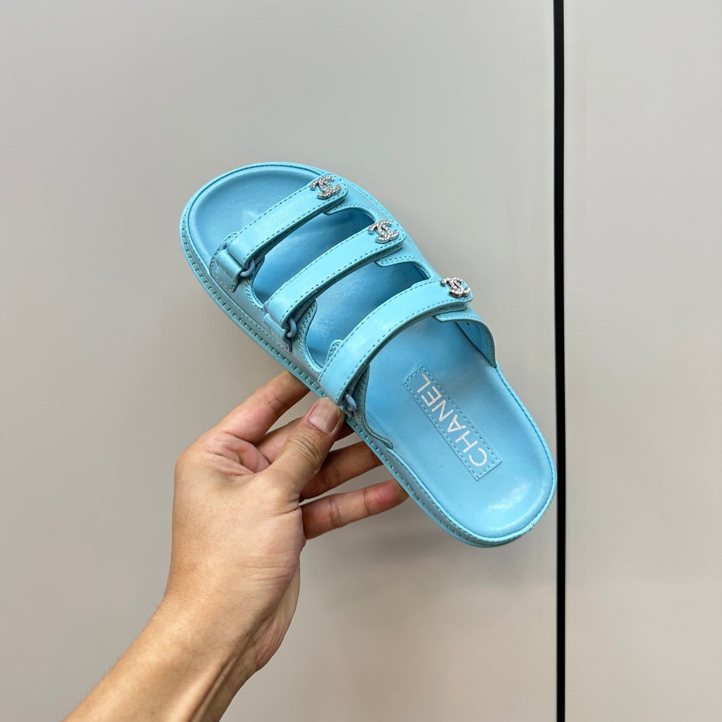 dad sandals cloud blue 3 rows lambskin mules - 35
