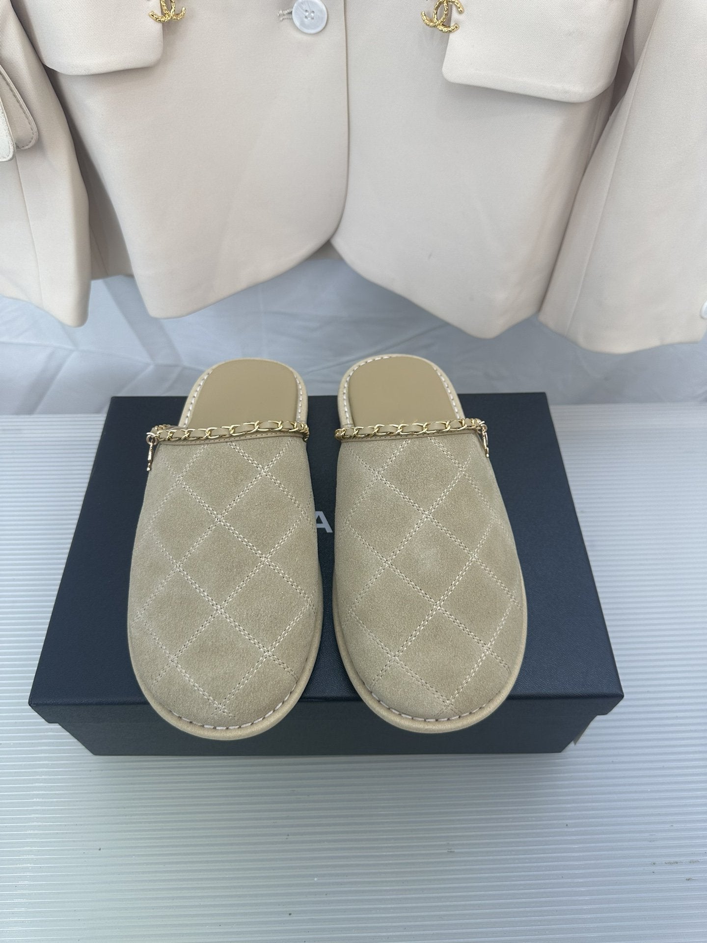 CC Khaki Green Suede Gold Chain Mules - 35