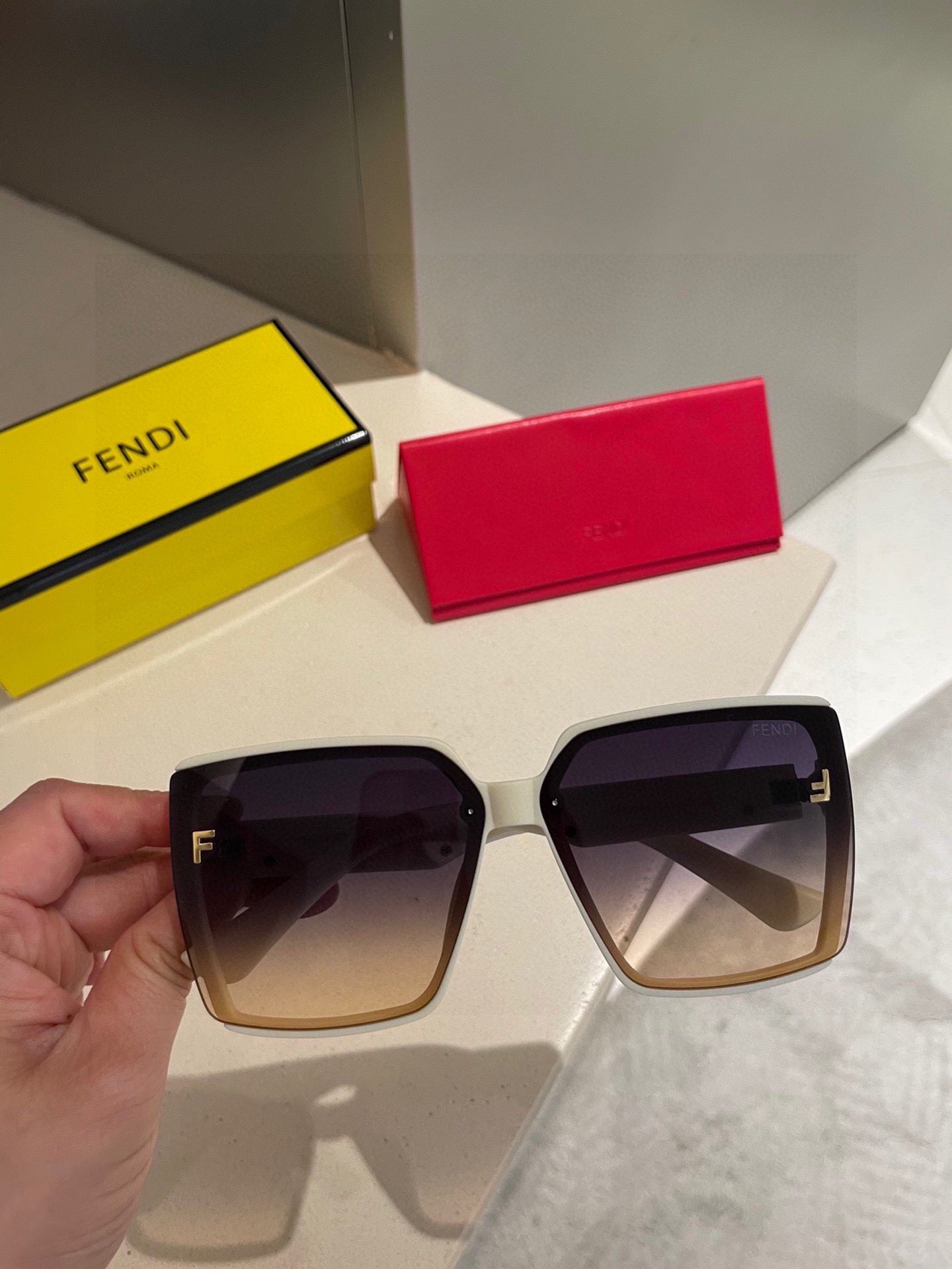 FIRST CRYSTAL SQUARE FRAME SUNGLASSES 2209 IN ACETATE - Purple
