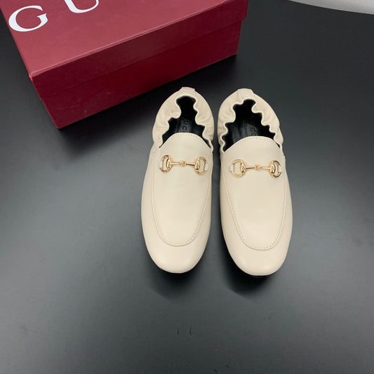 ЛОФЕРИ GUCCI 26S З ТЕЛЯЧОЇ ШКІРИ КРЕМОВО-БІЛОГО КОЛЬОРУ