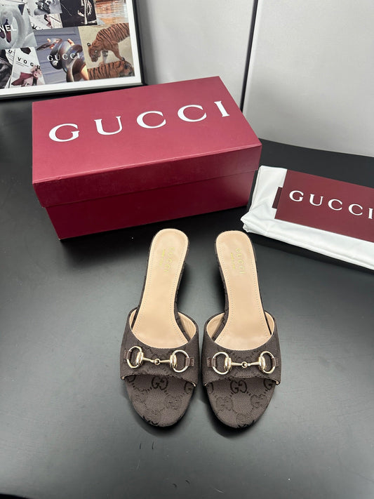 БОСОНІЖКИ НА ВИСОКИХ ПІДБОРАХ GUCCI 26S, 50 ММ, З ТЕМНО-КОРИЧНЕВОГО ПОЛОТНА