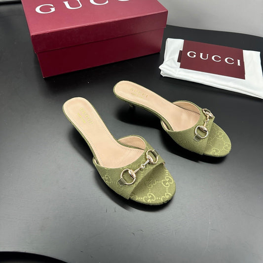 БОСОНІЖКИ GUCCI 26S НА ВИСОКОМУ КАБЛУЦІ 50 ММ З ПОЛОТНА КОЛЬОРУ МОВХУ