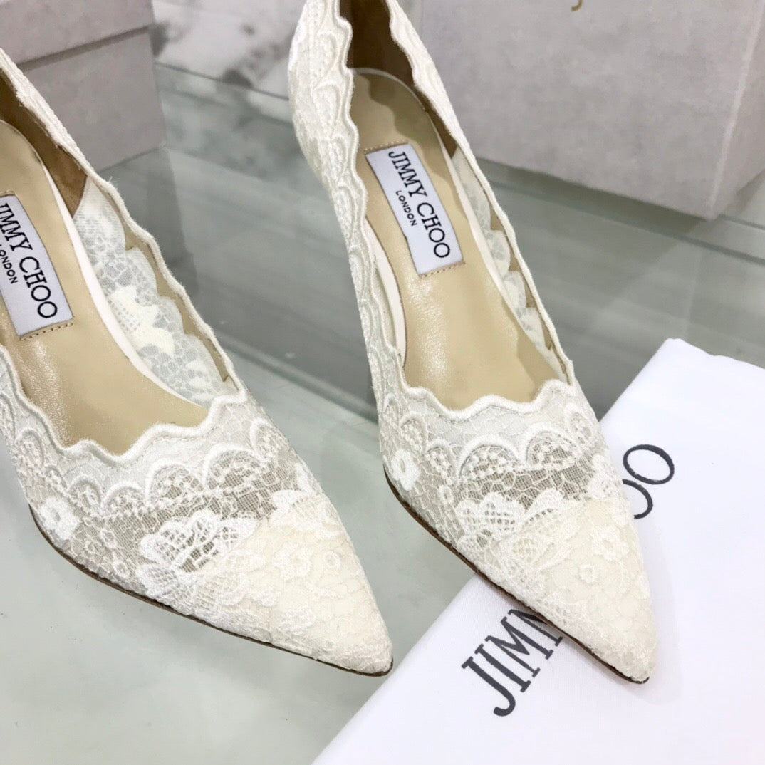 JIMMY CHOO 26S ТУФЛІ-ЛОДОЧКИ З ФІГУРНИМ КРАЄМ ТА МЕРЕЖИВОМ, 85 ММ, БІЛА ТКАНИНА
