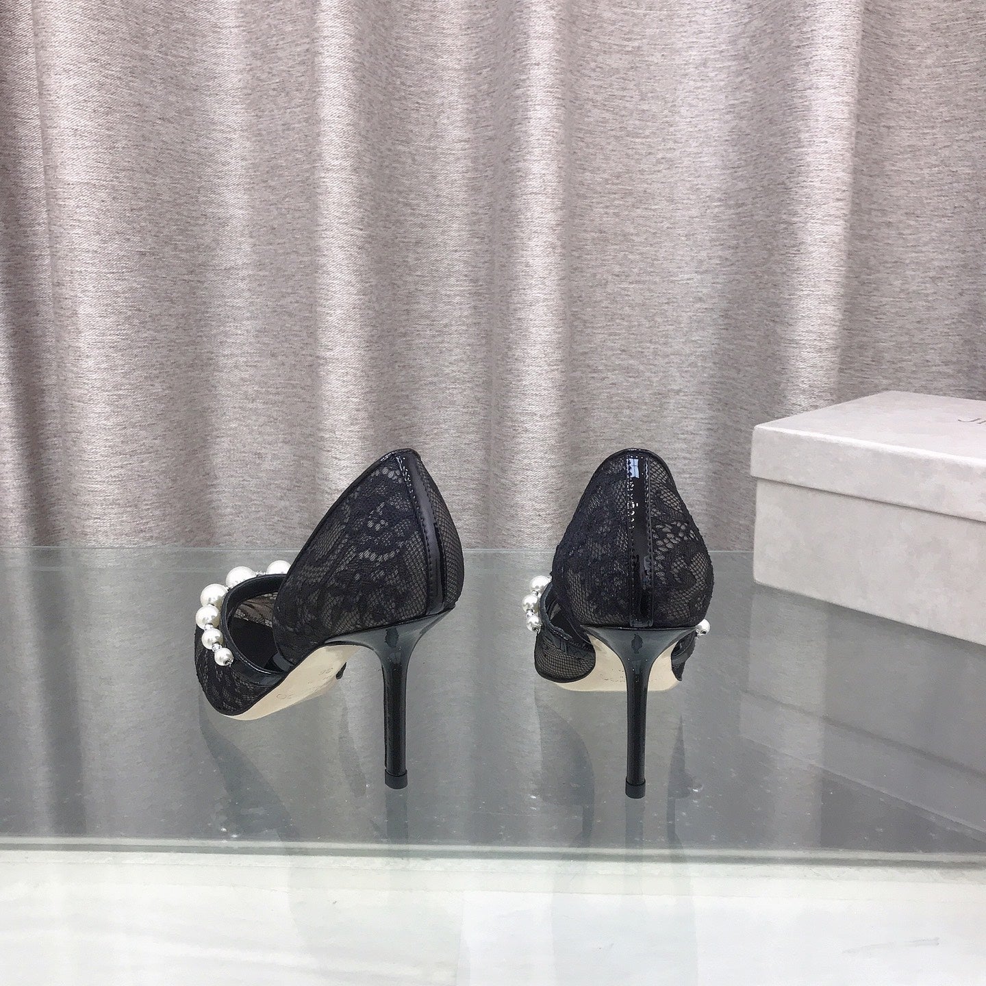 JIMMY CHOO 26S ТУФЛІ НА ВИСОКИХ ПІДБОРАХ 85 ММ З ЧОРНОГО МЕРЕЖИВА, ПРИКРАШЕНІ ПЕРЛАМИ