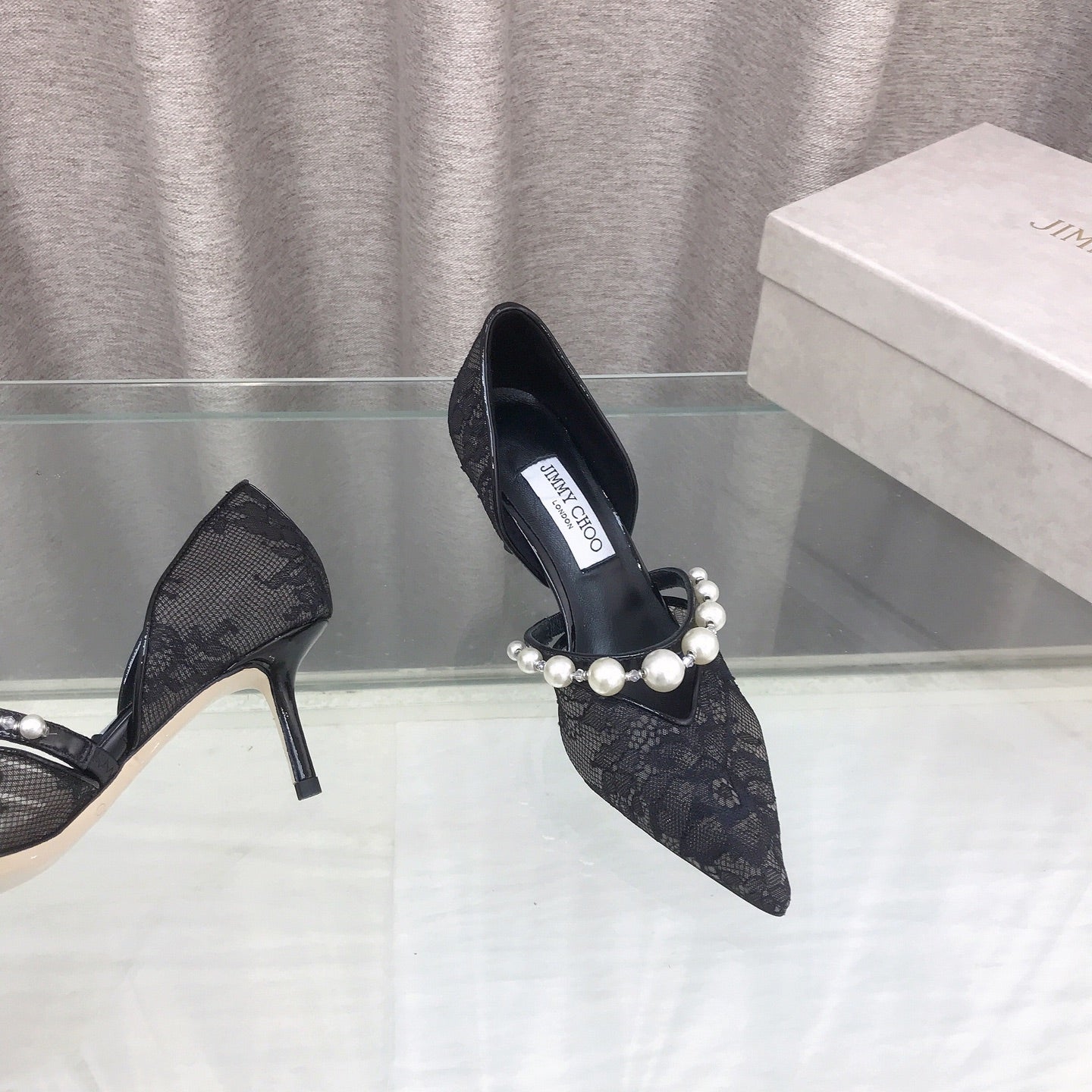 JIMMY CHOO 26S ТУФЛІ НА ВИСОКИХ ПІДБОРАХ 65 ММ З ЧОРНОГО МЕРЕЖИВА, ПРИКРАШЕНІ ПЕРЛАМИ