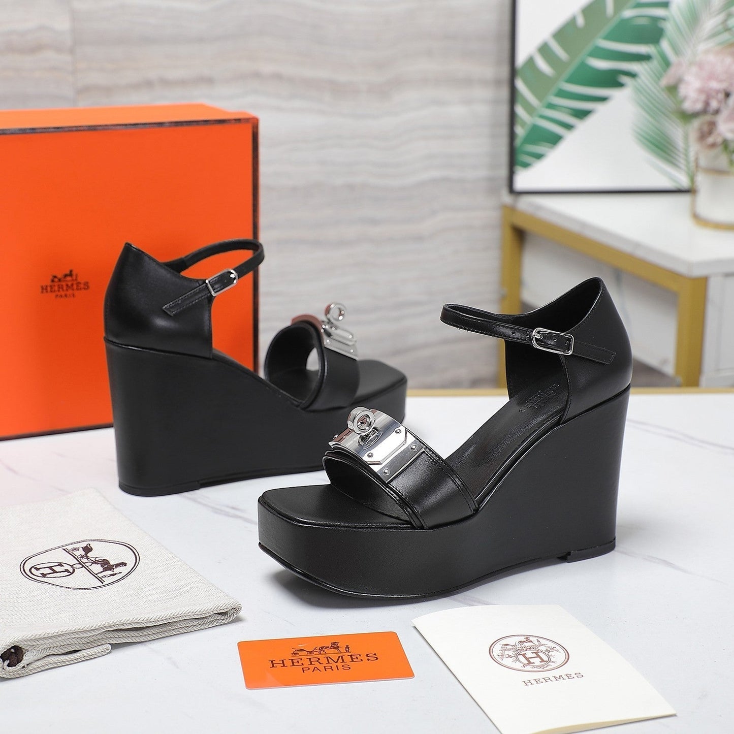 WEDGES SANDALS BLACK LAMBSKIN - 35