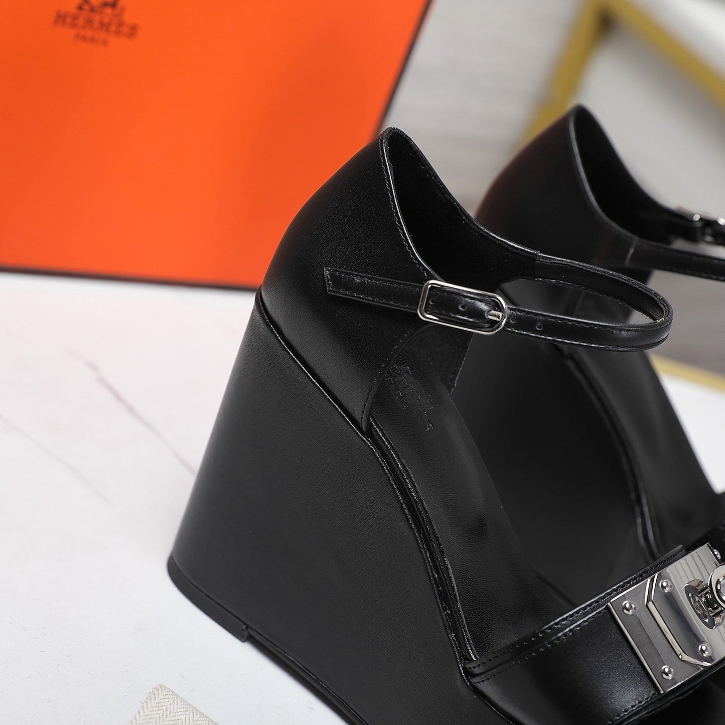 WEDGES SANDALS BLACK LAMBSKIN - 35