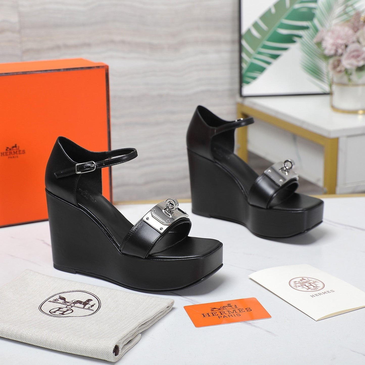 WEDGES SANDALS BLACK LAMBSKIN - 35