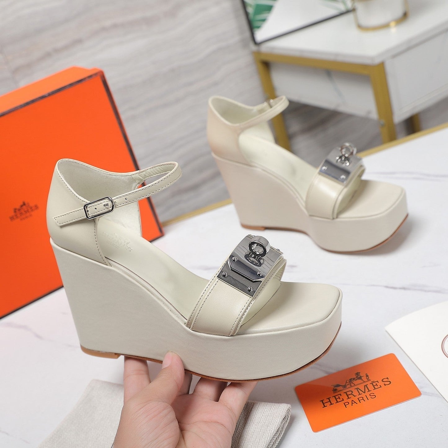WEDGES SANDALS SNOW LAMBSKIN - 35