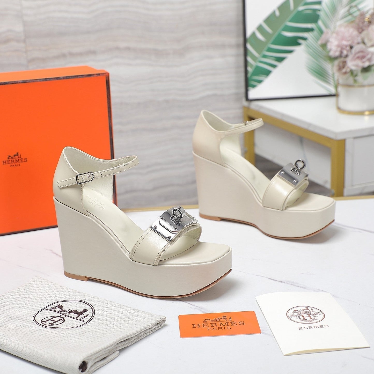 WEDGES SANDALS SNOW LAMBSKIN - 35