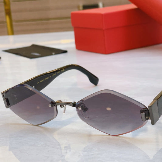 PANTHÈRE RHOMBUS FRAME SUNGLASSES CT00638S IN METAL AND ACETATE - Dark purple