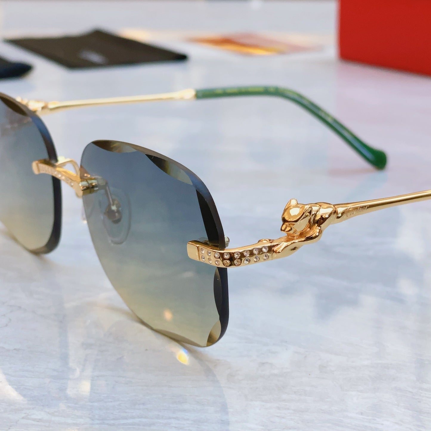 PANTHÈRE RECTANGULAR SUNGLASSES 575935 IN METAL - Tan/ pink