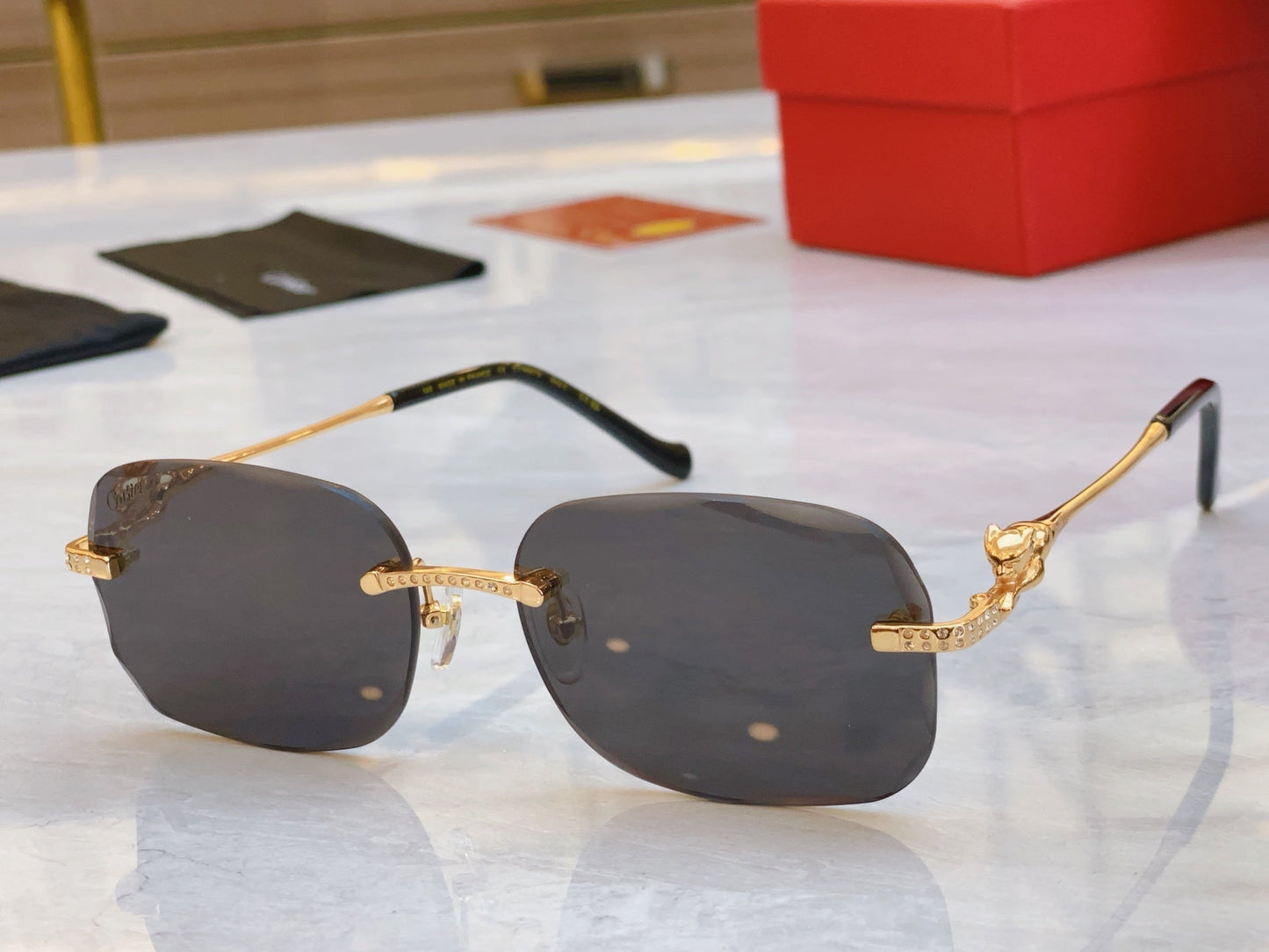 PANTHÈRE RECTANGULAR SUNGLASSES 575935 IN METAL - Tan/ pink