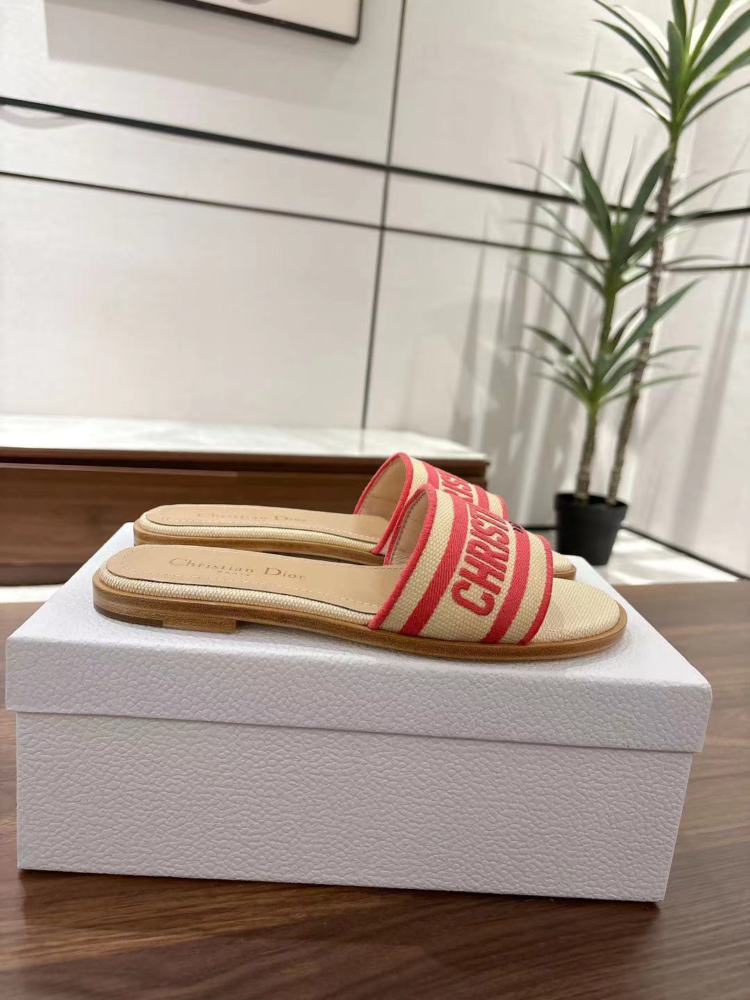 DWAY SLIDES IN BEIGE AND RED TECHNICAL FABRIC - 35