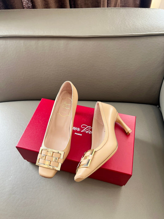 TROMPETTE BALLERINAS PUMPS IN NUDE SHINY CALFSKIN GOLD BUCKLE - 34