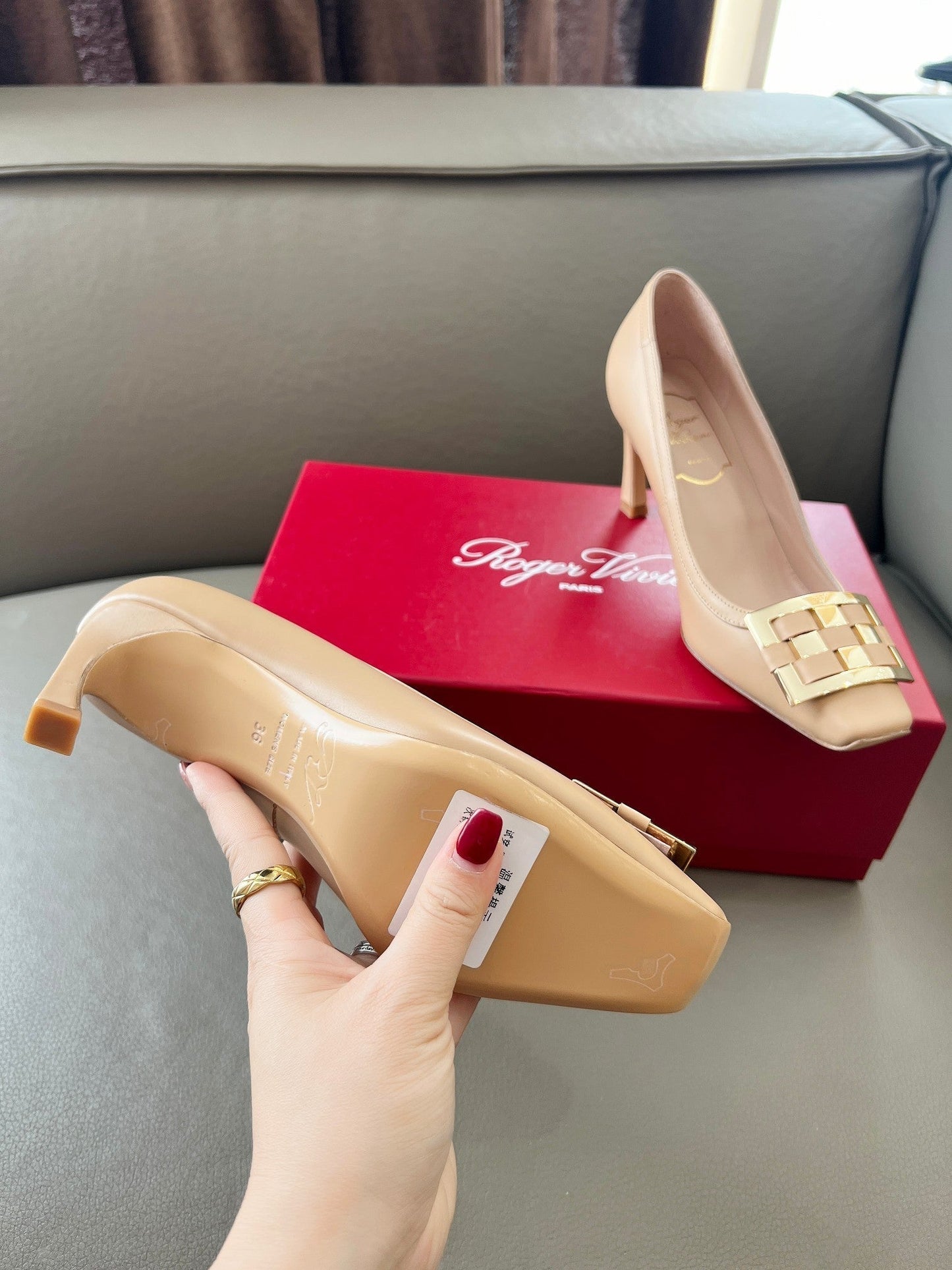 TROMPETTE BALLERINAS PUMPS IN NUDE SHINY CALFSKIN GOLD BUCKLE - 34