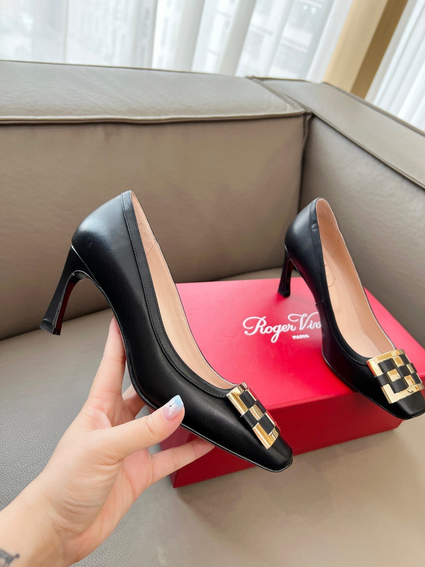 TROMPETTE BALLERINAS PUMPS IN BLACK SHINY CALFSKIN GOLD BUCKLE - 34