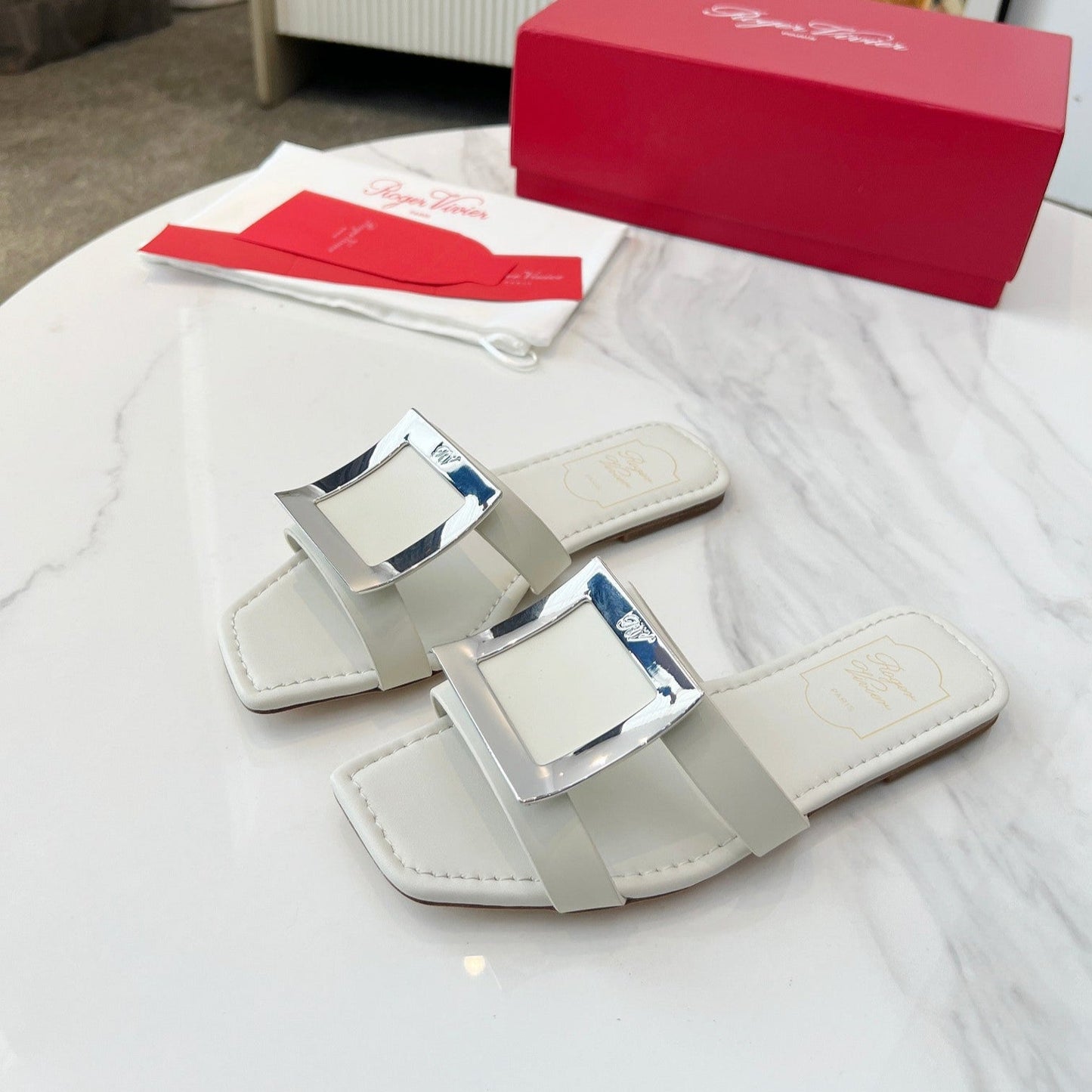 VIV' BY THE SEA MULES IN WHITE CALFSKIN SILVER BUCKLE - 34