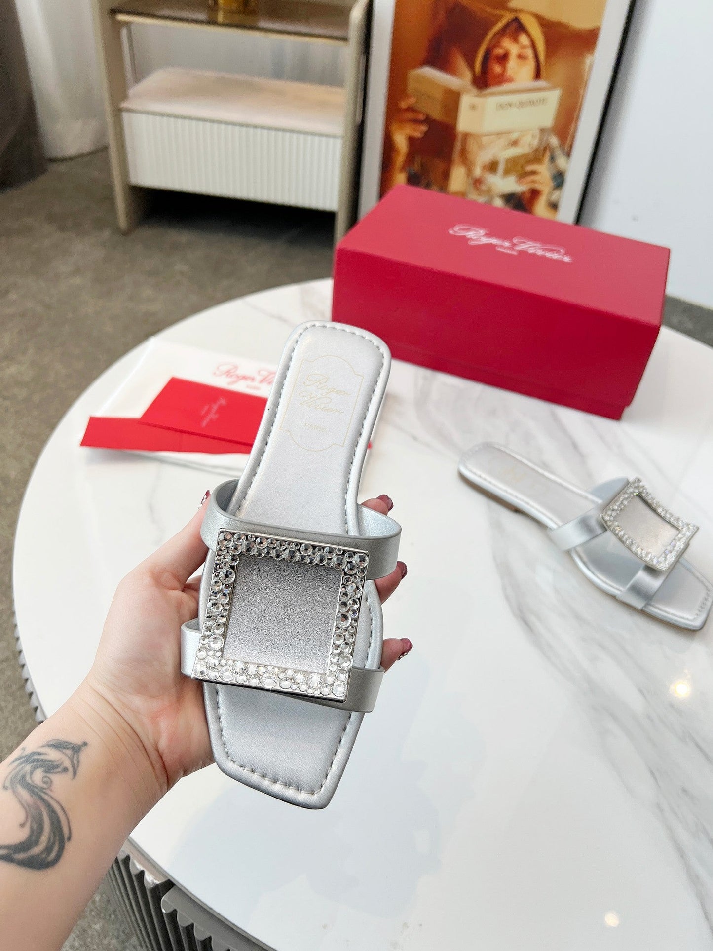 VIV' BY THE SEA MULES IN SILVER CALFSKIN CRYSTAL BUCKLE - 34