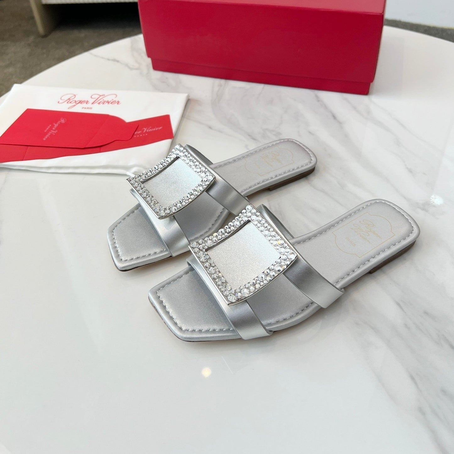 VIV' BY THE SEA MULES IN SILVER CALFSKIN CRYSTAL BUCKLE - 34
