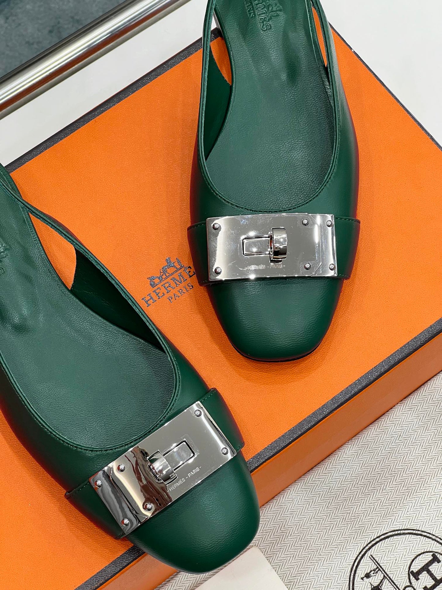 INNOCENTE SLINGBACK CASTLETON GREEN CALKSIN - 35