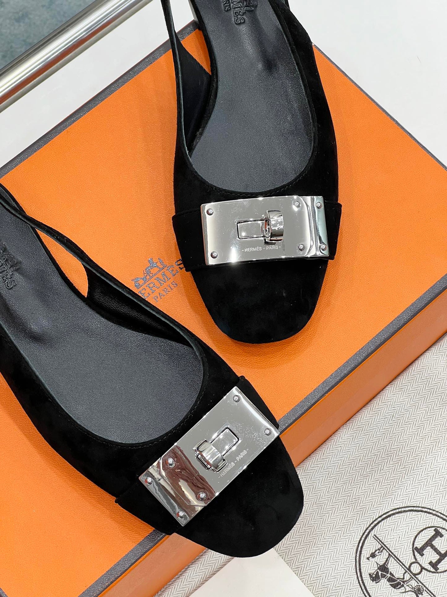INNOCENTE SLINGBACK BLACK SUEDE - 35