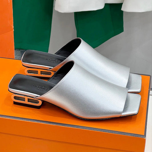 IDOLE SANDAL IN SILVER CALFSKIN - 35