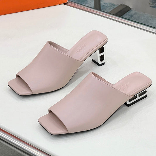 ICONIQUE 60 SANDAL IN BABY PINK CALFSKIN - 35