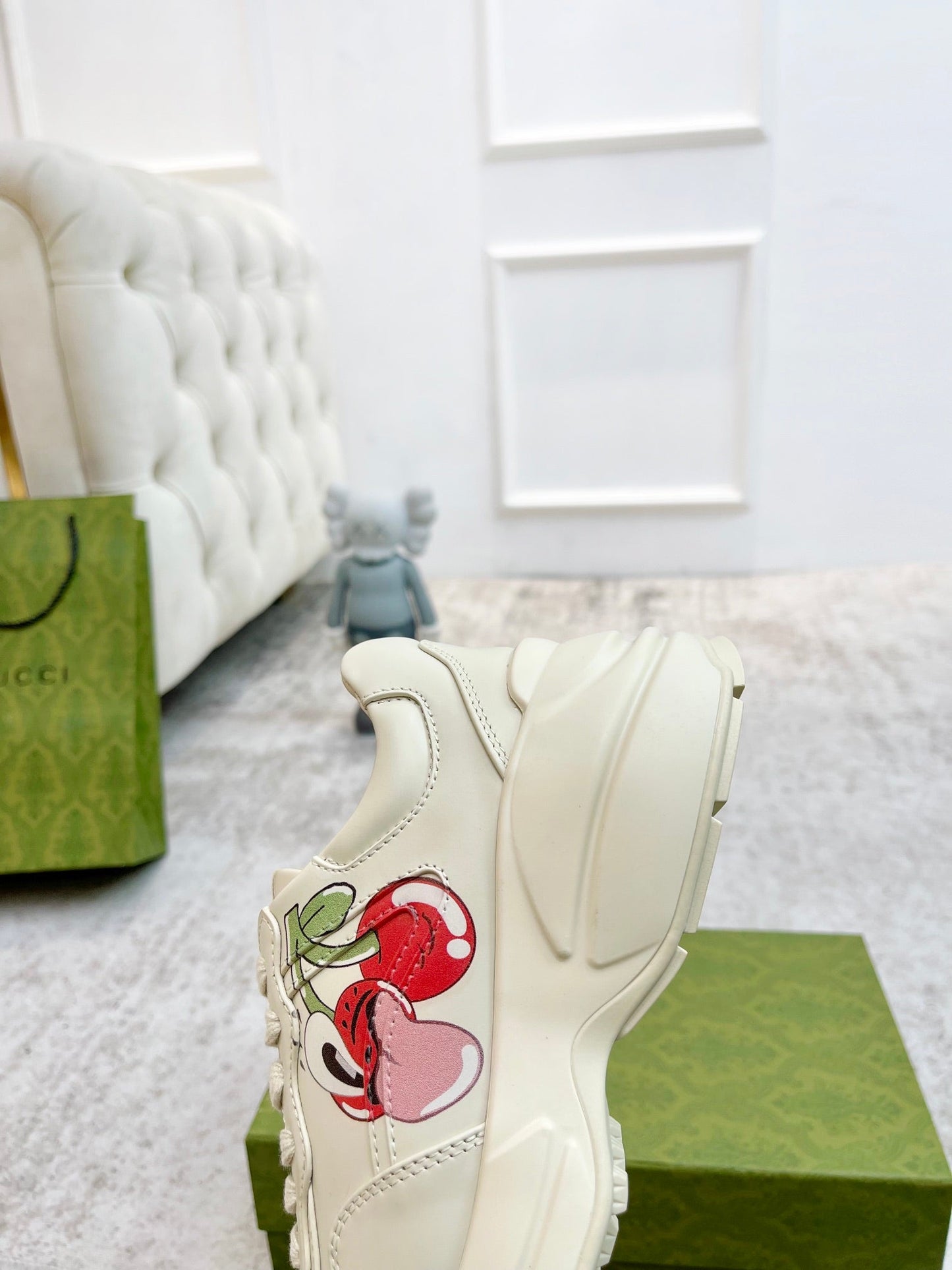 GG RHYTON TRAINER WHITE LAMBSKIN WITH HEART MOTIF - 35