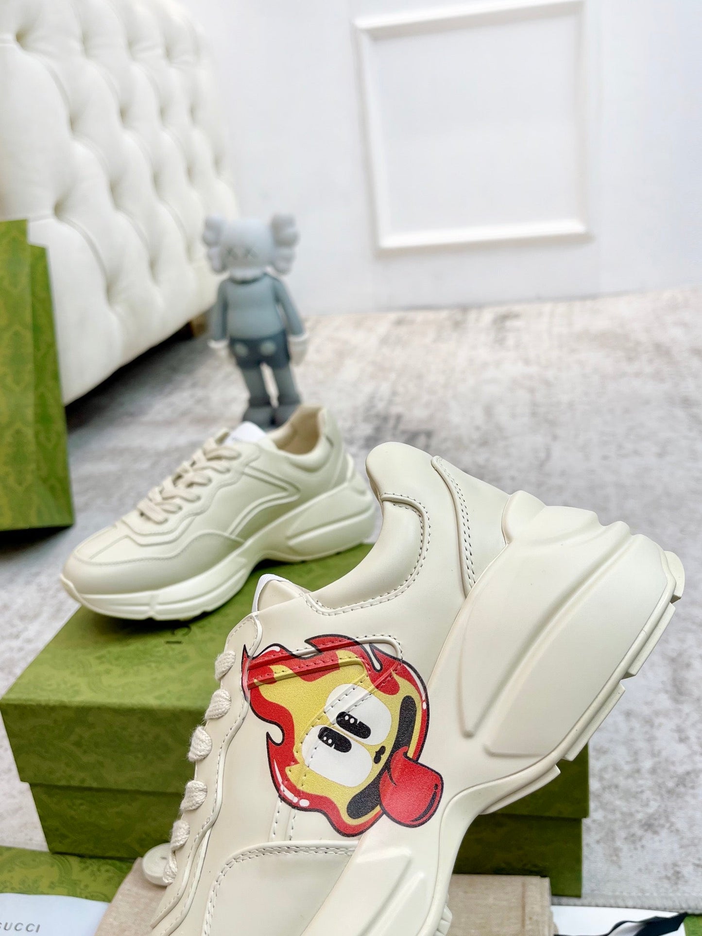 GG RHYTON TRAINER WHITE LAMBSKIN WITH ICON - 35