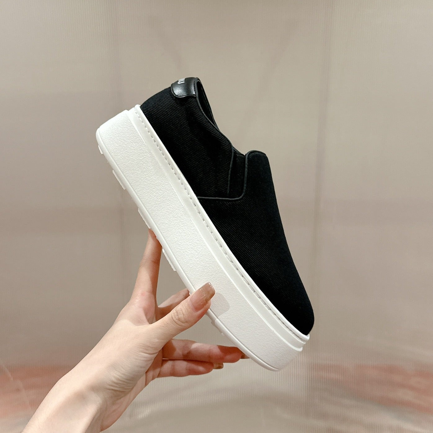Slip-on Shoes  High Sole Black Canvas - 35