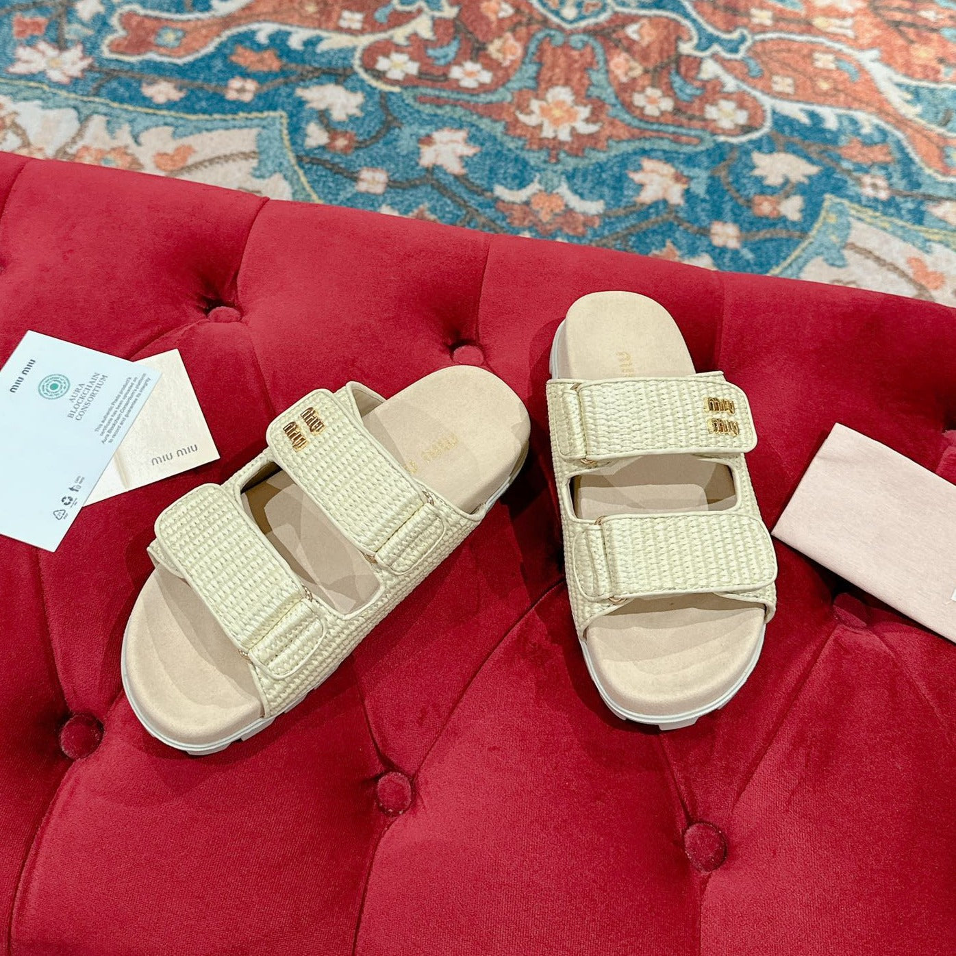 Women's Sandals Bright Cream Sheepskin With Straps - 35